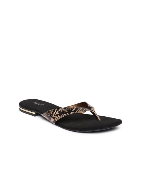 

Inc 5 Women Gold-Toned & Black Printed Open Toe Flats