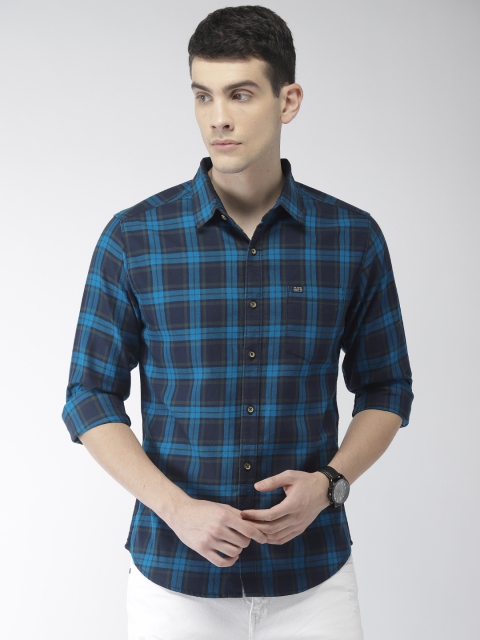 

The Indian Garage Co Men Navy Blue & Green Slim Fit Checked Casual Shirt