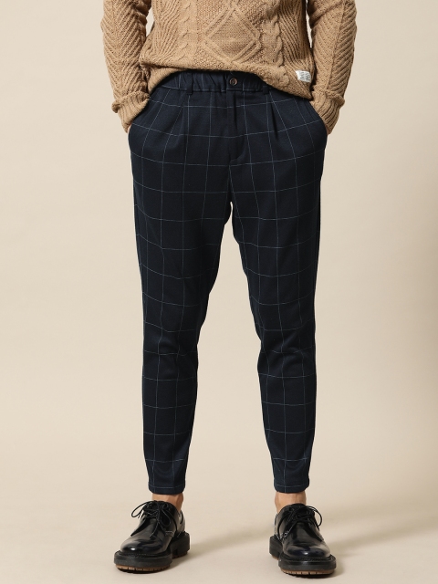 

Mr Bowerbird Men Navy Blue & Grey Tapered Fit Checked Regular Trousers