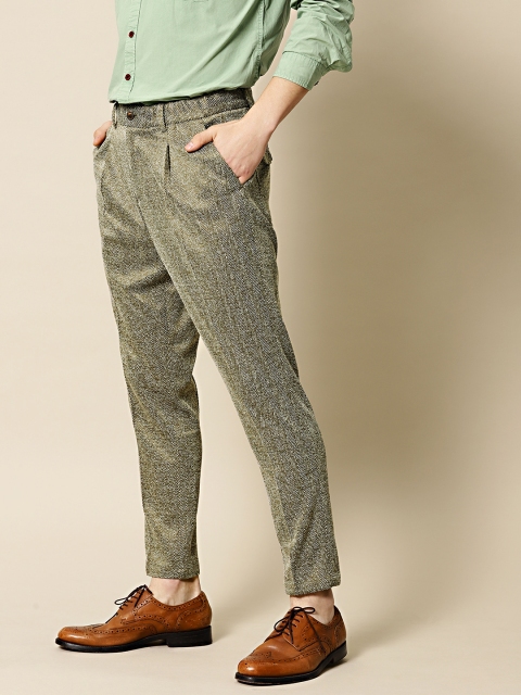 

Mr Bowerbird Men Olive Green & White Regular Fit Self Design Cropped Regular Trousers