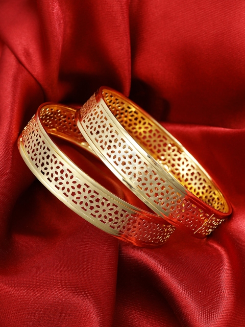 

Priyaasi Set of 2 Gold-Plated Handcrafted Bangles