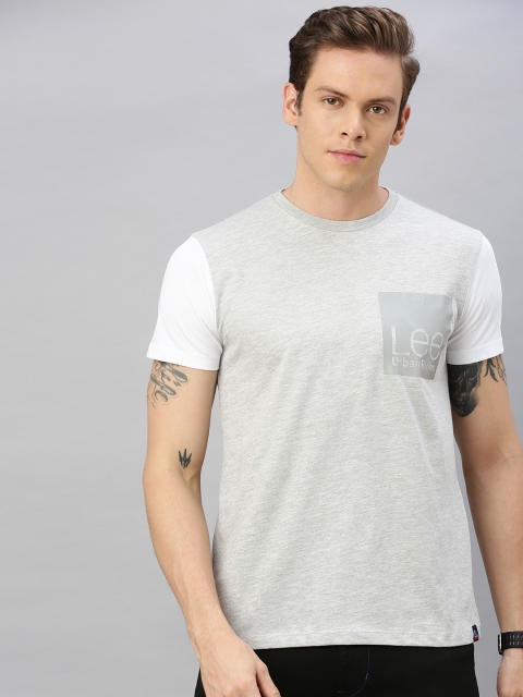 

Lee Men Grey Solid Round Neck T-shirt with Contrast Sleeves