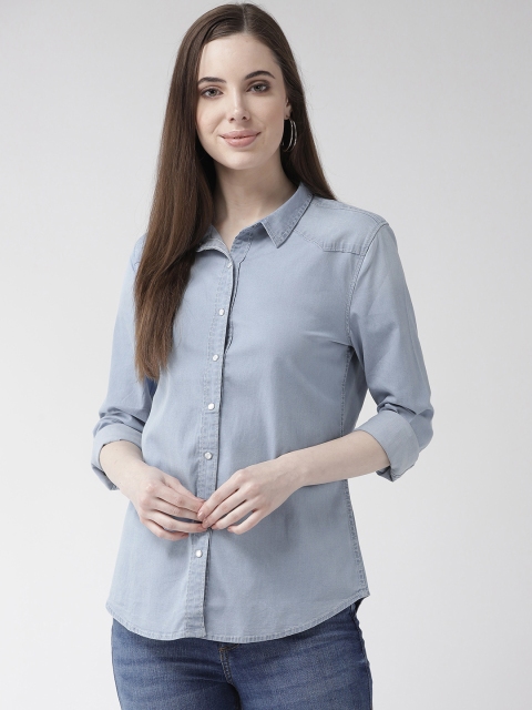 

Xpose Women Blue Comfort Regular Fit Chambray Solid Casual Shirt
