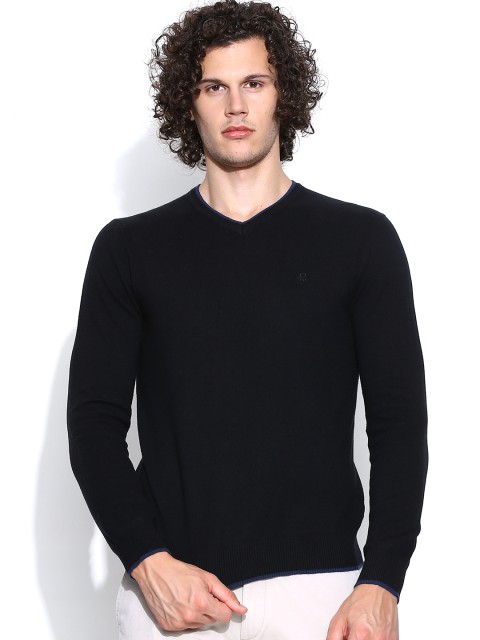 

United Colors of Benetton Black Sweater