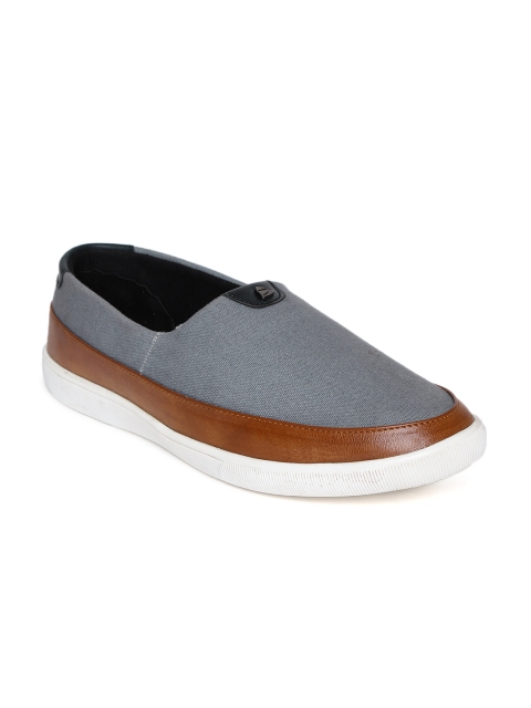 

Duke Men Grey & Brown Colourblocked Slip-On Sneakers