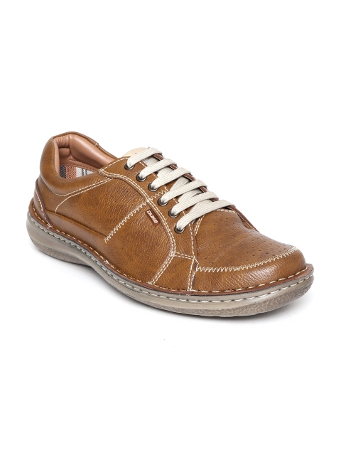 

Duke Men Brown Perforated Sneakers