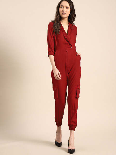 

AKS Couture Maroon Solid Basic Jumpsuit