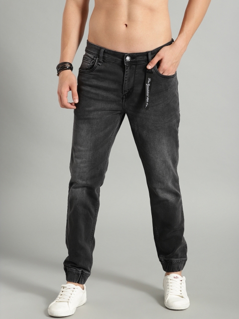 

Roadster Men Black Slim Fit Mid-Rise Clean Look Stretchable Joggers