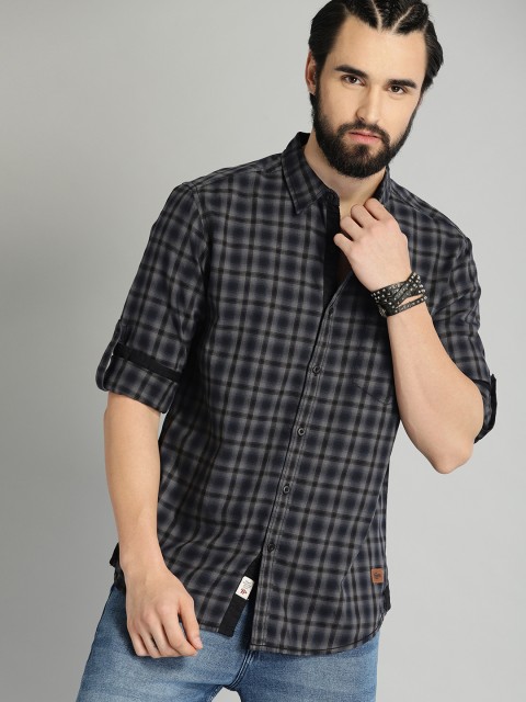 

Roadster Men Navy Blue & Black Checked Casual Shirt