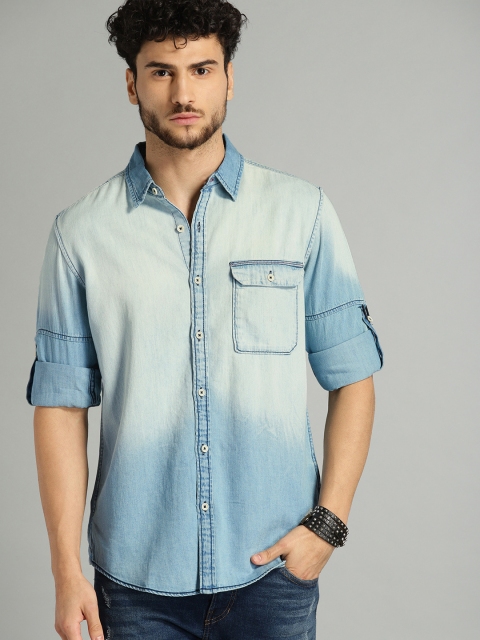 

Roadster Men Blue Regular Fit Faded Chambray Casual Shirt