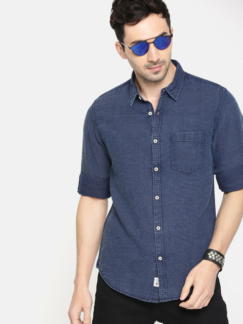 

The Roadster Lifestyle Co Men Blue Self-Design Casual Shirt