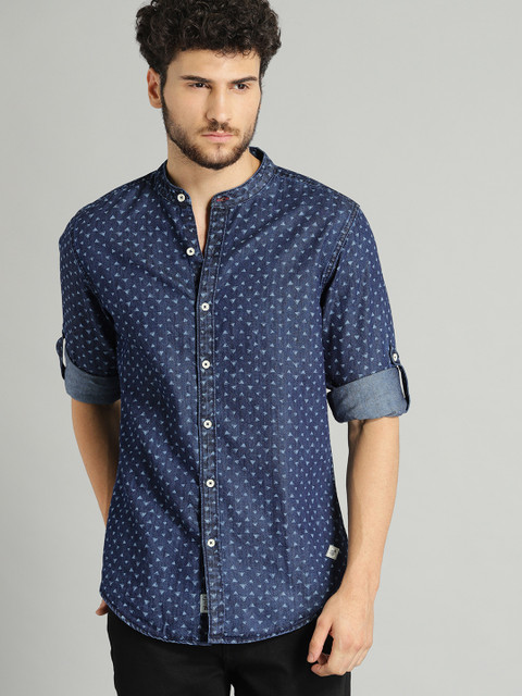 

The Roadster Lifestyle Co Men Blue Regular Fit Printed Casual Shirt