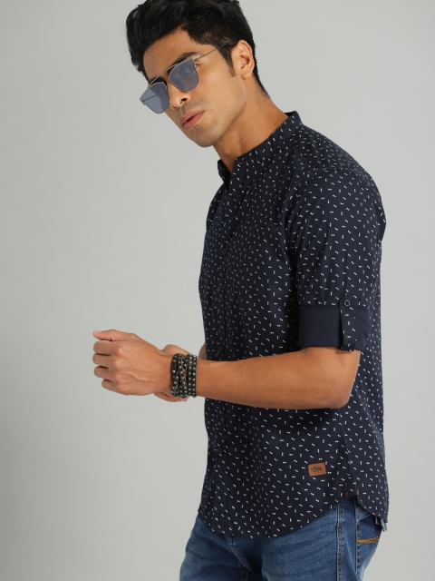 

Roadster Men Navy Blue & White Regular Fit Printed Casual Shirt
