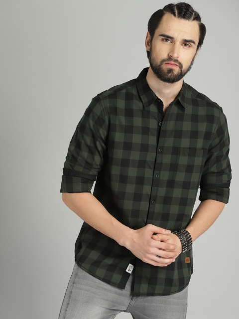 

Roadster Men Olive Green & Black Regular Fit Checked Casual Shirt