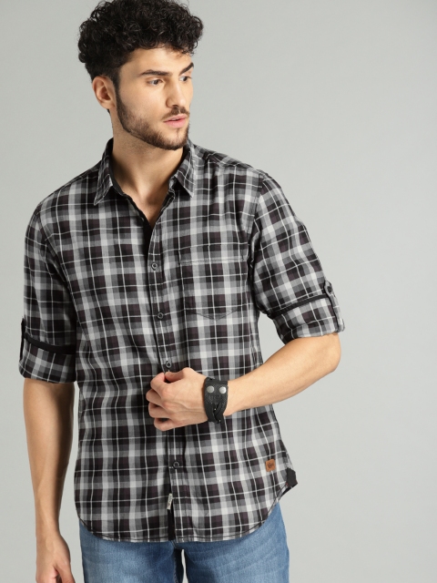

Roadster Men Black & Grey Checked Casual Shirt