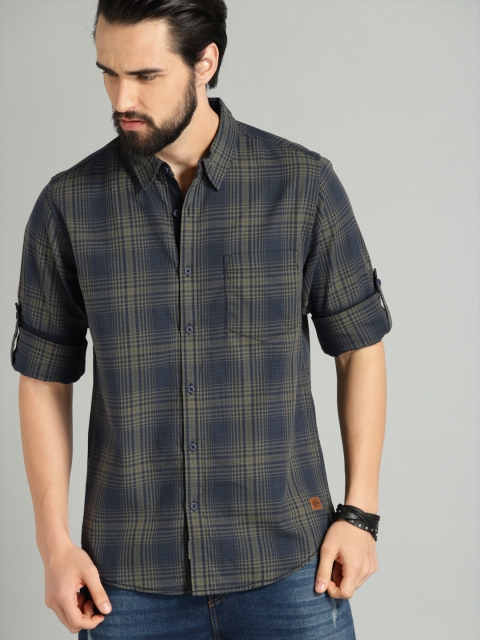 

Roadster Men Olive Green & Navy Blue Checked Casual Shirt