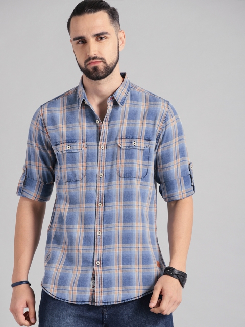 

Roadster Men Blue & Brown Regular Fit Checked Casual Shirt