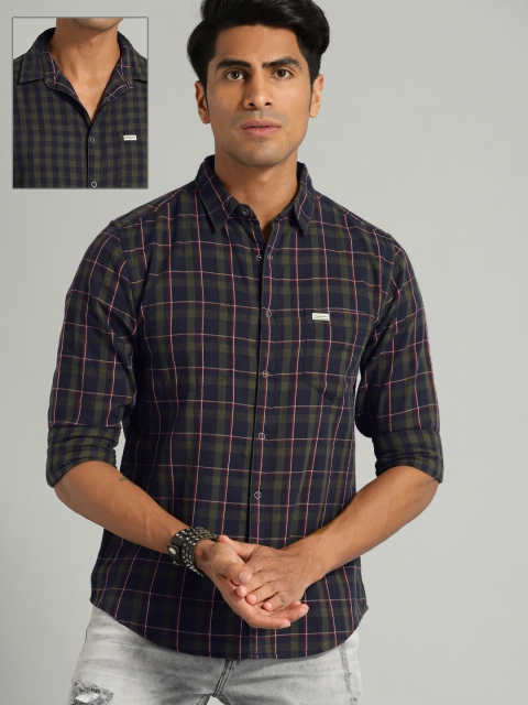 

Roadster Men Olive Green & Navy Blue Regular Fit Checked Reversible Casual Shirt