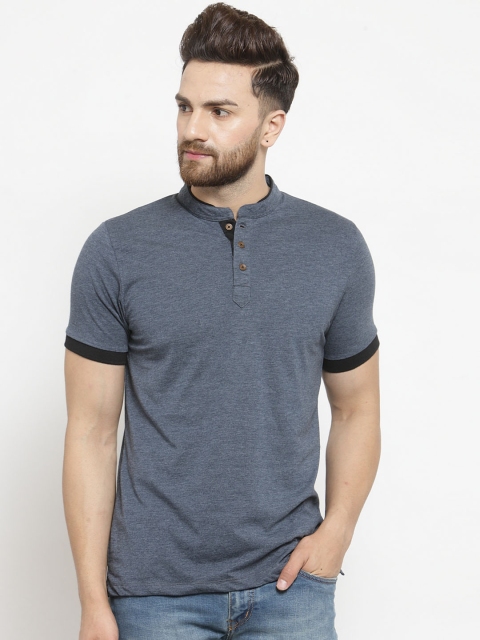 

Kalt Men Blue Solid Mandarin Collar T-shirt