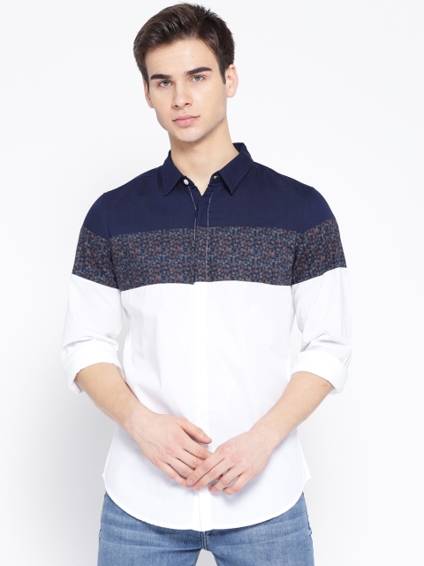 

LA LOFT Men White & Navy Blue Regular Fit Colourblocked Casual Shirt