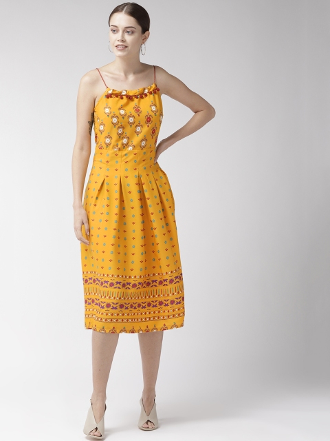 

plusS Women Yellow Printed A-Line Dress