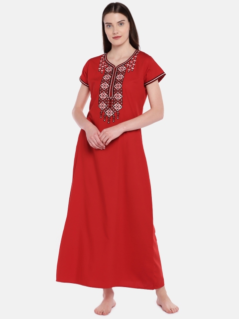 

Sand Dune Red Solid Nightdress 6435