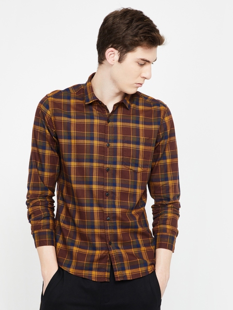 

Forca by Lifestyle Men Brown & Yellow Slim Fit Checked Casual Shirt