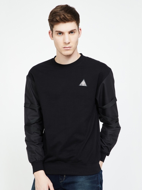 

Forca by Lifestyle Men Black Solid Sweatshirt
