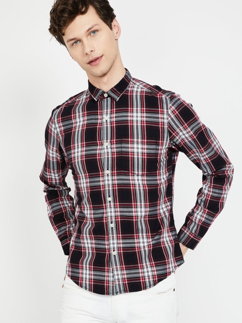 

Forca by Lifestyle Men Red & Black Slim Fit Checked Casual Shirt