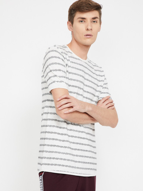 

Forca by Lifestyle Men White Printed Round Neck T-shirt