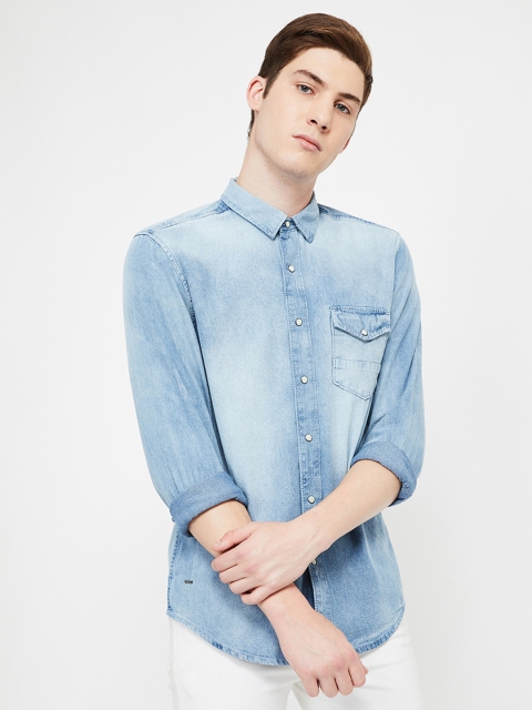 

Forca by Lifestyle Men Blue Slim Fit Faded Casual Denim Shirt