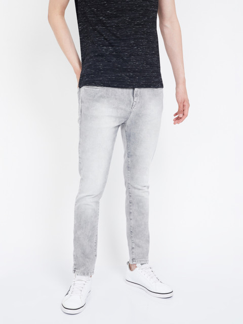 

Forca by Lifestyle Men Grey Skinny Fit Mid-Rise Clean Look Jeans