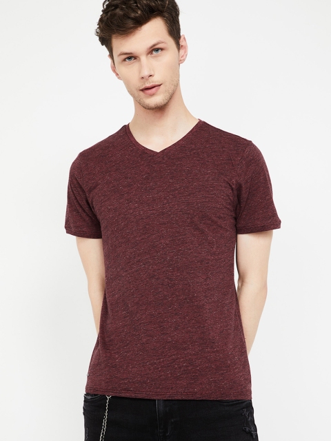 

Forca by Lifestyle Men Red Solid Round Neck T-shirt
