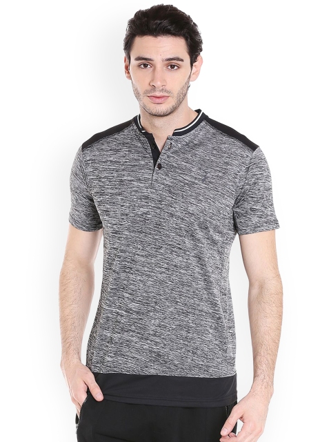 

Campus Sutra Men Grey Melange Solid Mandarin Collar T-shirt