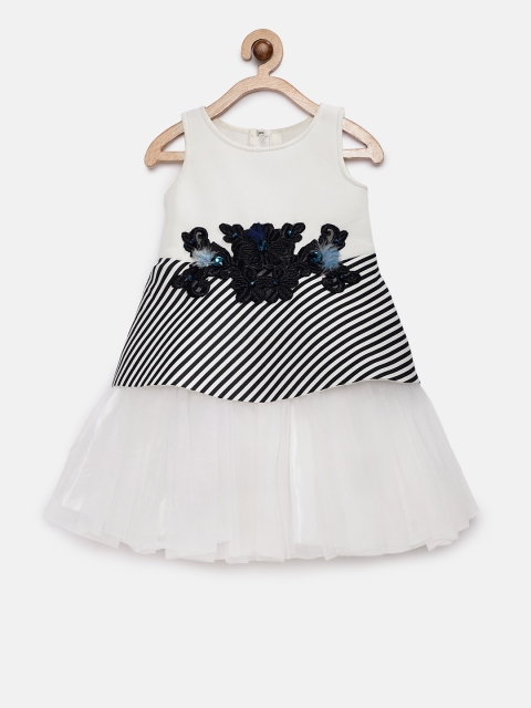 

Pink Cow Girls Printed White Fit and Flare Dress
