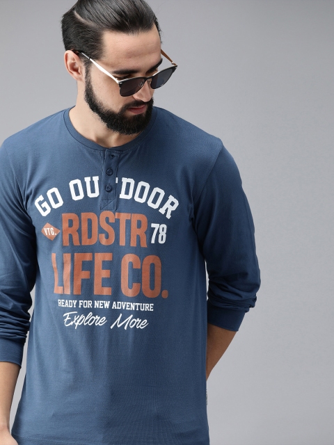 

Roadster Men Blue Printed Henley Neck T-shirt
