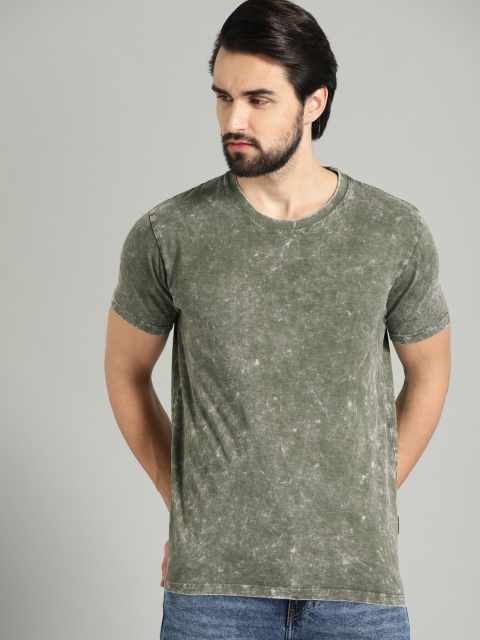 

Roadster Men Olive Green Dyed Round Neck T-shirt