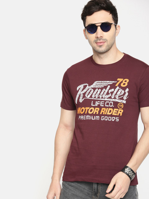 

Roadster Men Burgundy Printed Round Neck T-shirt