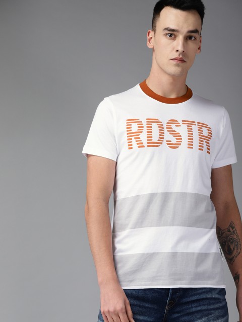 

The Roadster Lifestyle Co Men White Grey Printed Round Neck Pure Cotton T-shirt