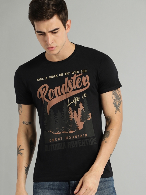 

Roadster Men Black Printed Round Neck T-shirt