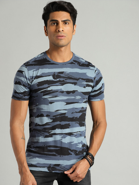 

The Roadster Lifestyle Co Men Blue Black Printed Round Neck Pure Cotton T-shirt