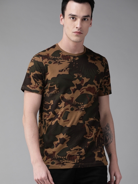 

Roadster Men Brown Camouflage Print Round Neck T-shirt