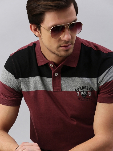 

The Roadster Lifestyle Co Men Red Colourblocked Polo Collar Pure Cotton T-shirt