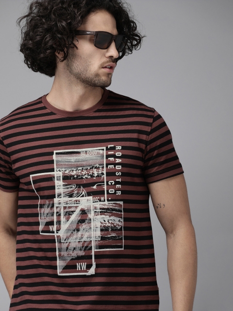 

Roadster Men Purple & Black Striped Round Neck T-shirt