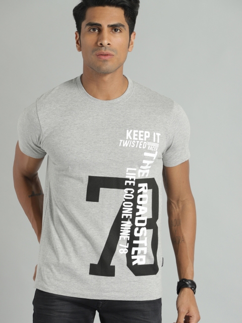 

Roadster Men Grey Printed Round Neck T-shirt