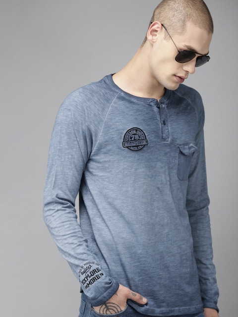 

Roadster Men Blue Dyed Henley Neck T-shirt