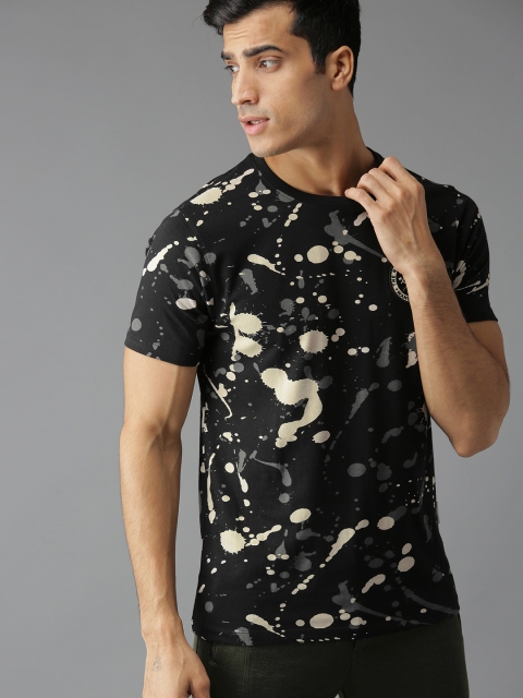 

Roadster Men Black & Cream-Coloured Printed Round Neck T-shirt