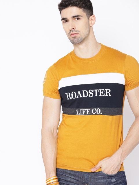 

Roadster Men Mustard Yellow & Black Colourblocked Round Neck T-shirt