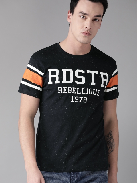 

Roadster Men Navy Blue Printed Round Neck T-shirt