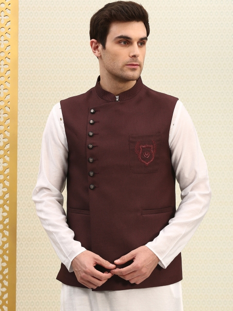 

House of Pataudi Men Maroon & Black Regular Fit Woven Design Nehru Jacket